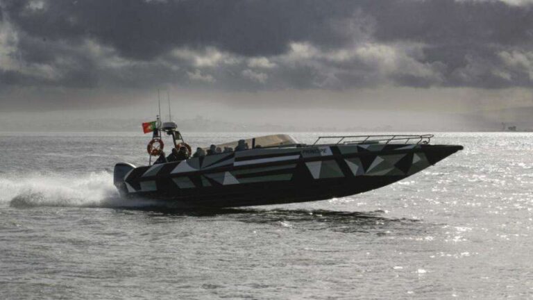 Marinha Portuguesa entrega lancha rápida recuperada a São Tomé e Príncipe