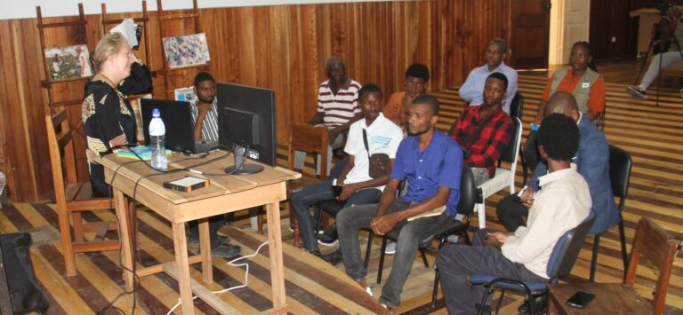 Rádio Nacional capacita técnicos em matéria de digitalização dos registos magnéticos