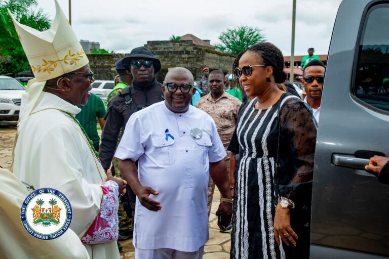 Sierra Leone’s First Lady Fatima Maada Bio Attends Funeral Of Hon. Musa Peter Moigua, Pays Tribute To His Life Of Service