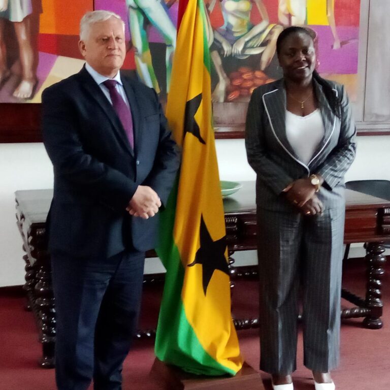 Rússia reforça cooperação com São Tomé e Príncipe durante celebrações dos 50 anos de independência
